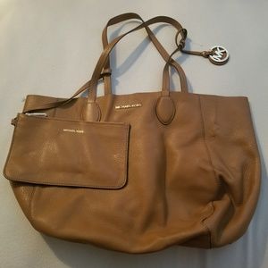 Michael Kors Tote